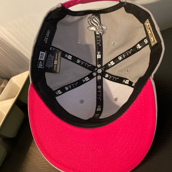 Miami Heat 9Fifty New Era Snapback NWT - Picture 3 of 5